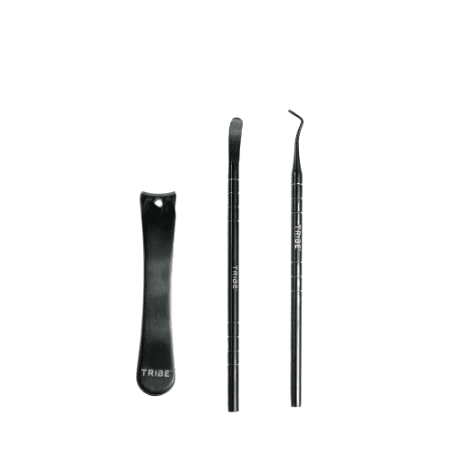 MATT BLACK ESSENTIAL MANICURE KIT