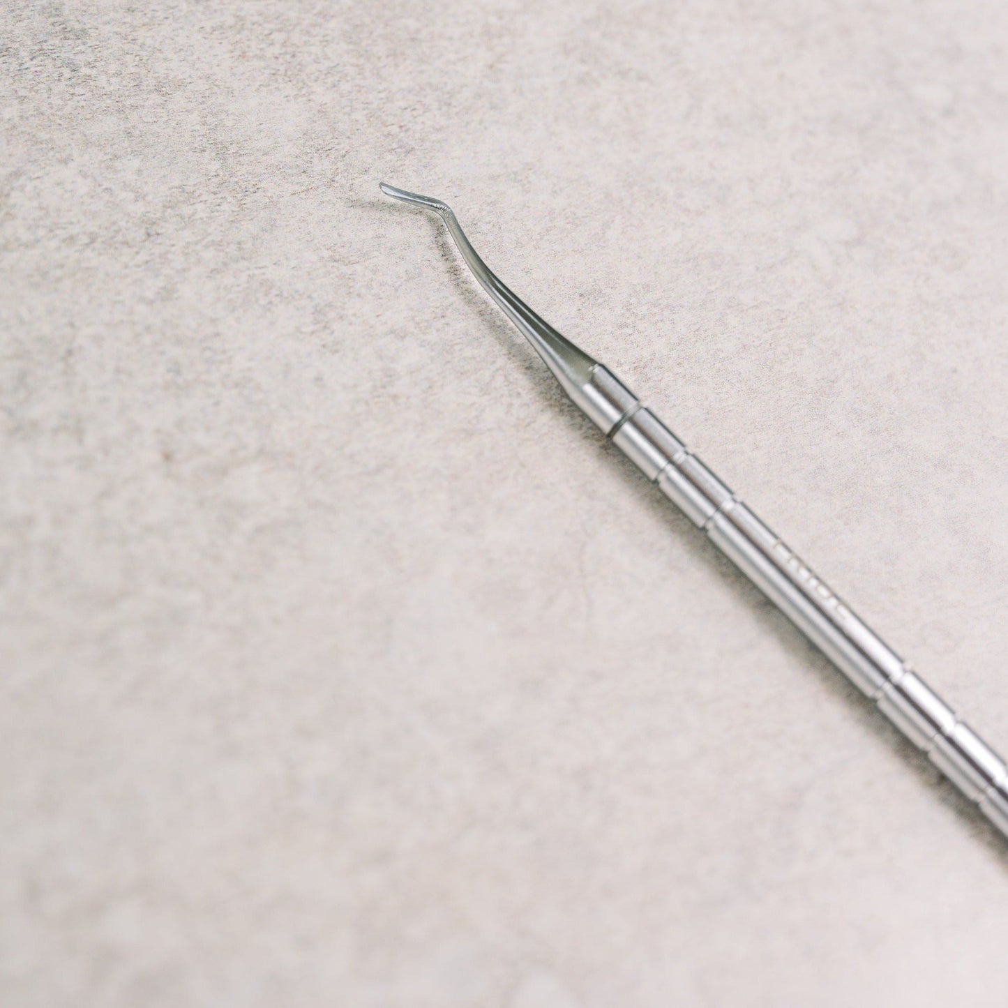 MATT SILVER ESSENTIAL MANICURE KIT