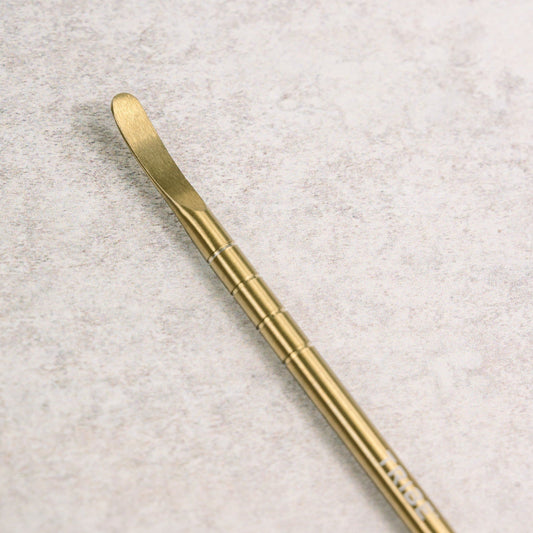 MATT GOLD CONTOURED CUTICLE TOOL