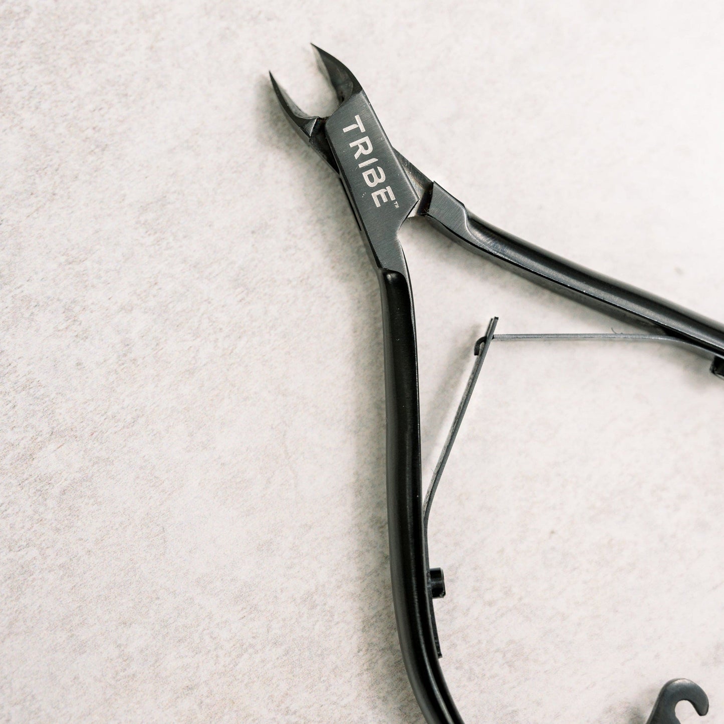 MATT BLACK PRO MANICURE KIT