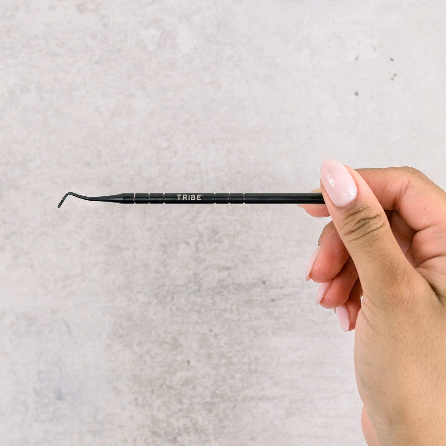MATT BLACK CUTICLE CURETTE