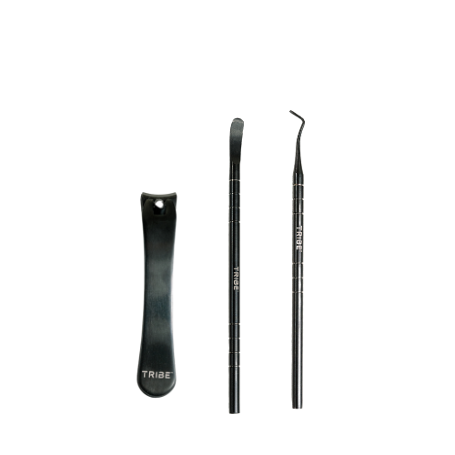 MATT BLACK ESSENTIAL MANICURE KIT